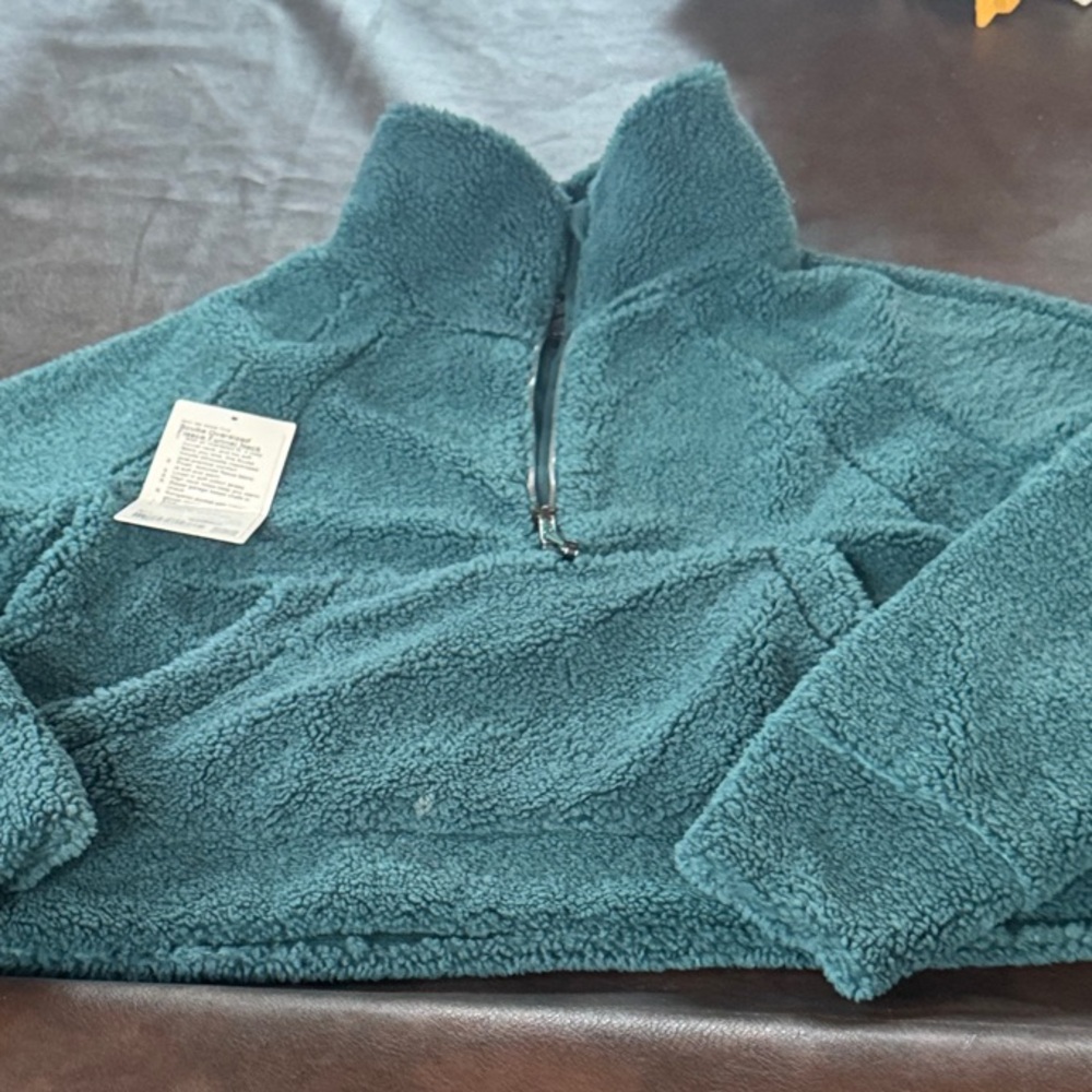 Lululemon Athletica Turquoise Fleece Pullover